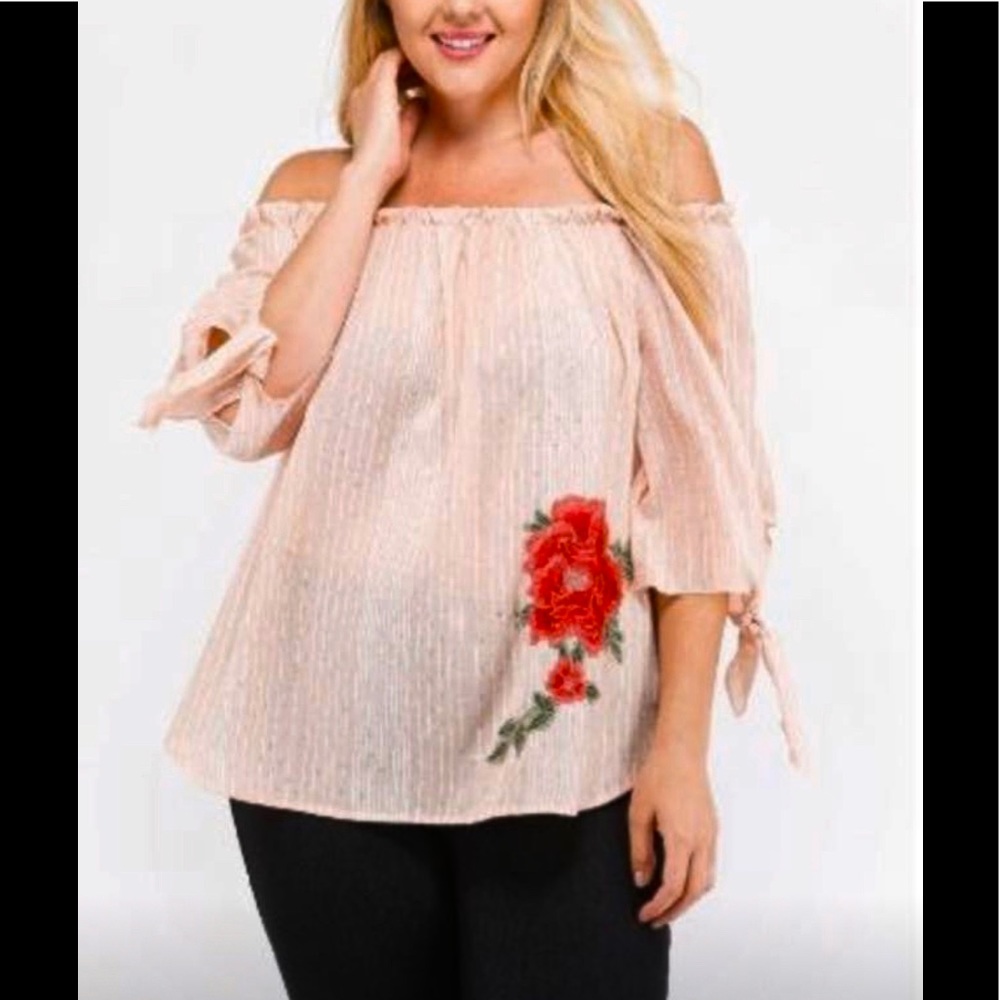 ***NWT Janette Plus Peach Blouse with Rose-Size 3X
